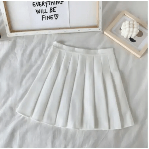 Iconic Solid Preppy Pleated Mini Skirt - White / S -