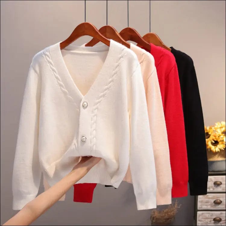 New autumn and winter Xiaotai new long sleeve sweater female