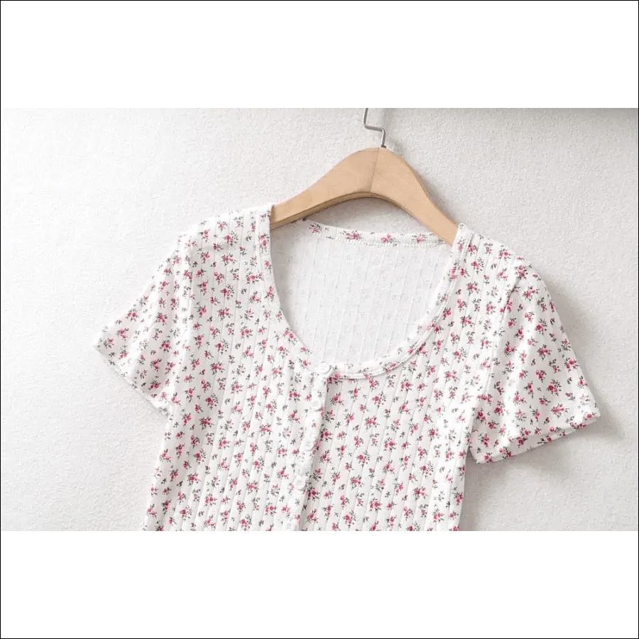 Y2K Basic Floral Button-Up Ribbed Top -
