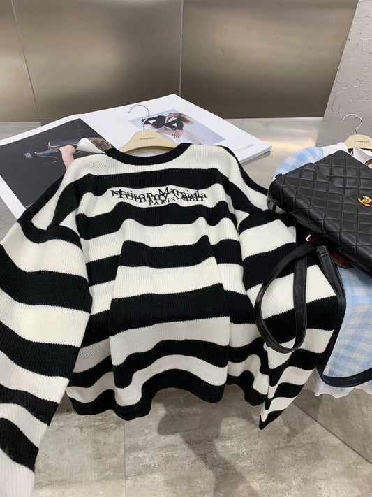 2021 autumn new striped color simple temperament shoulders to shoulder design loose large version of the sweater sweater